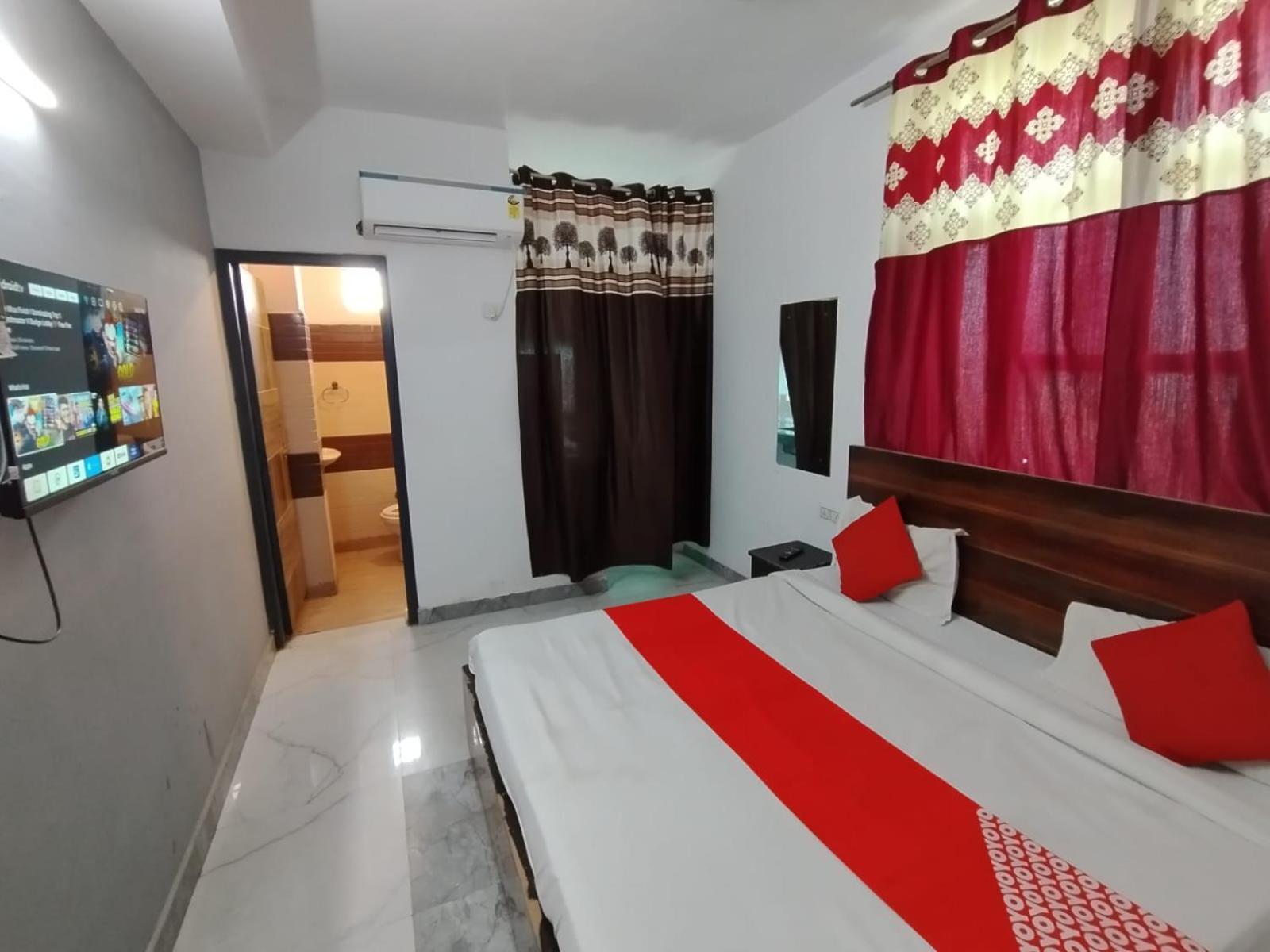 New Signature Village New Delhi Eksteriør billede